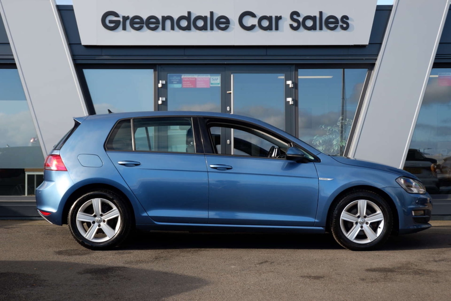 Used Volkswagen Golf 2016 for sale - 77661929: Photo 4