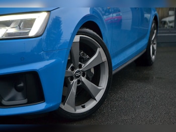 Used Audi A4 2019 for sale - 77207658: Photo