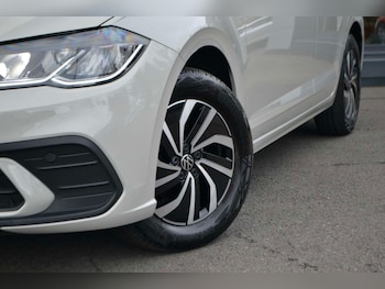 Used Volkswagen Polo 2023 for sale - 78856475: Photo
