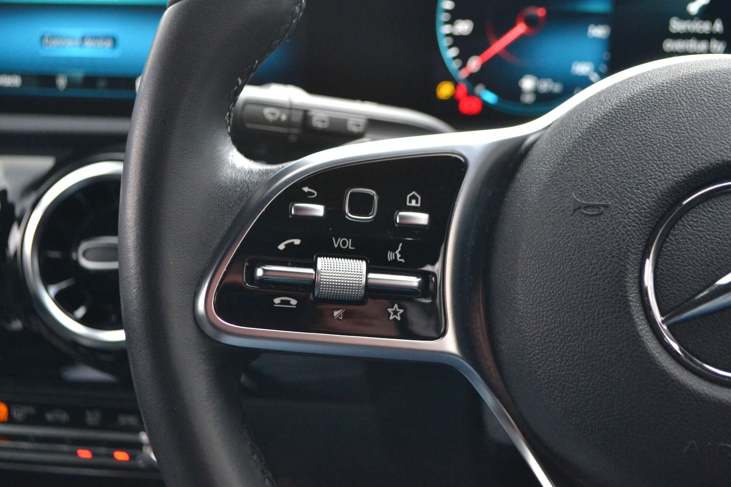 Used Mercedes-Benz A-Class 2020 for sale - 76935482: Photo 36