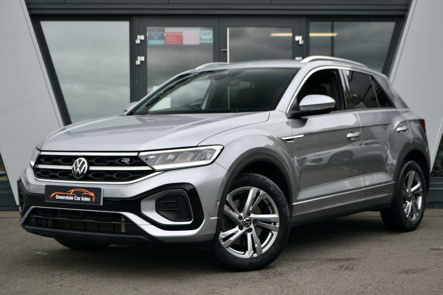 Used Volkswagen T-Roc 2023 for sale - 76614741: Photo 1