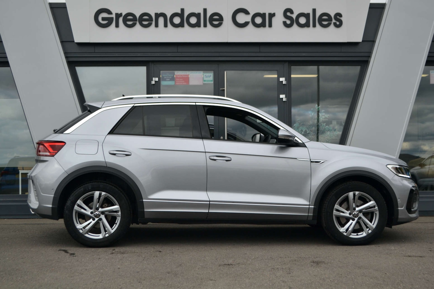 Used Volkswagen T-Roc 2023 for sale - 76614741: Photo 11