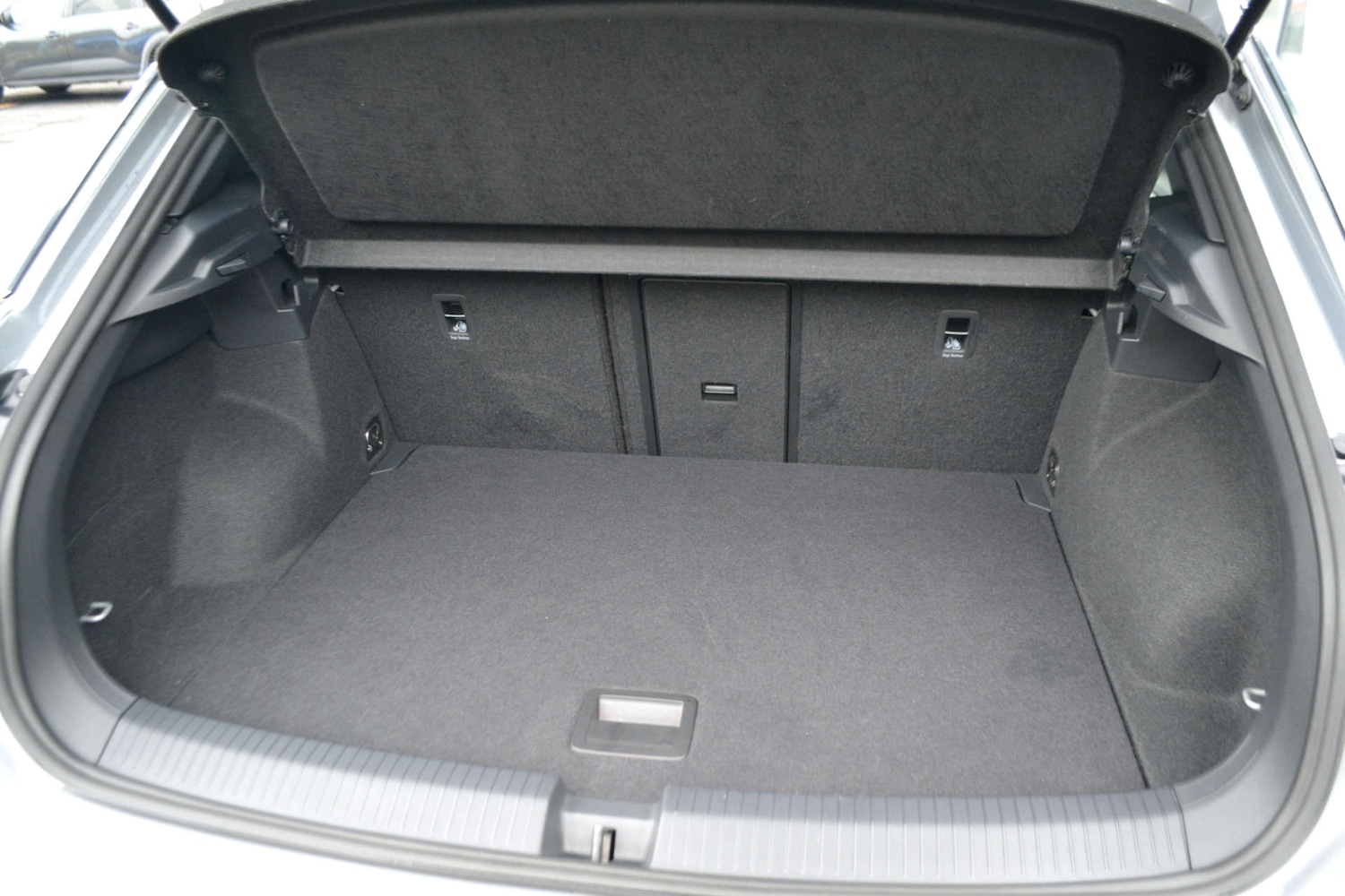 Used Volkswagen T-Roc 2023 for sale - 76614741: Photo 22