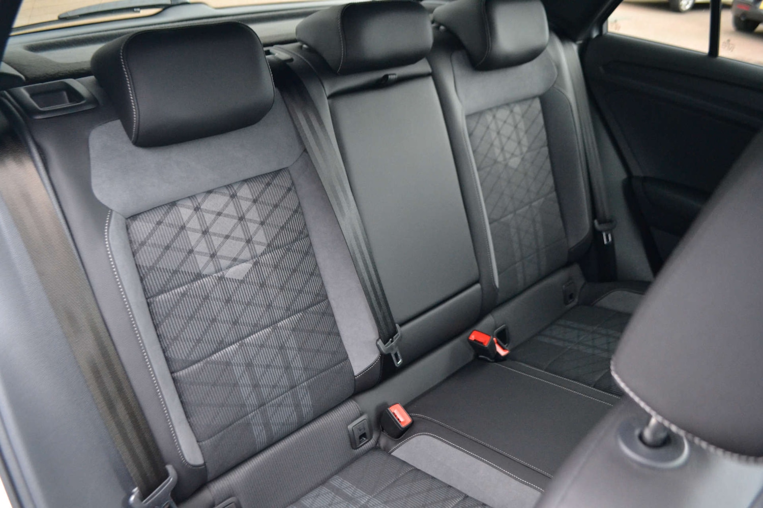 Used Volkswagen T-Roc 2023 for sale - 76614741: Photo 26