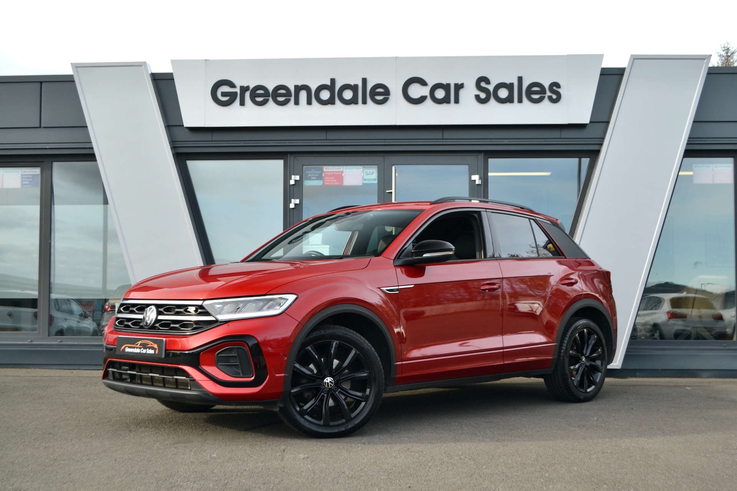 Used Volkswagen T-Roc 2022 for sale - 76618102: Photo 2