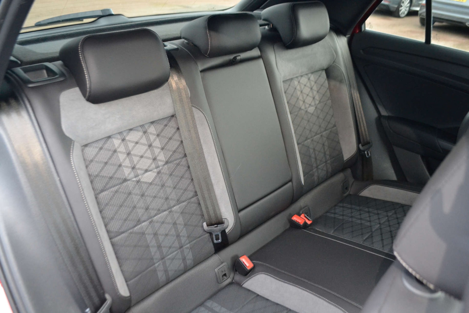 Used Volkswagen T-Roc 2022 for sale - 76618102: Photo 26