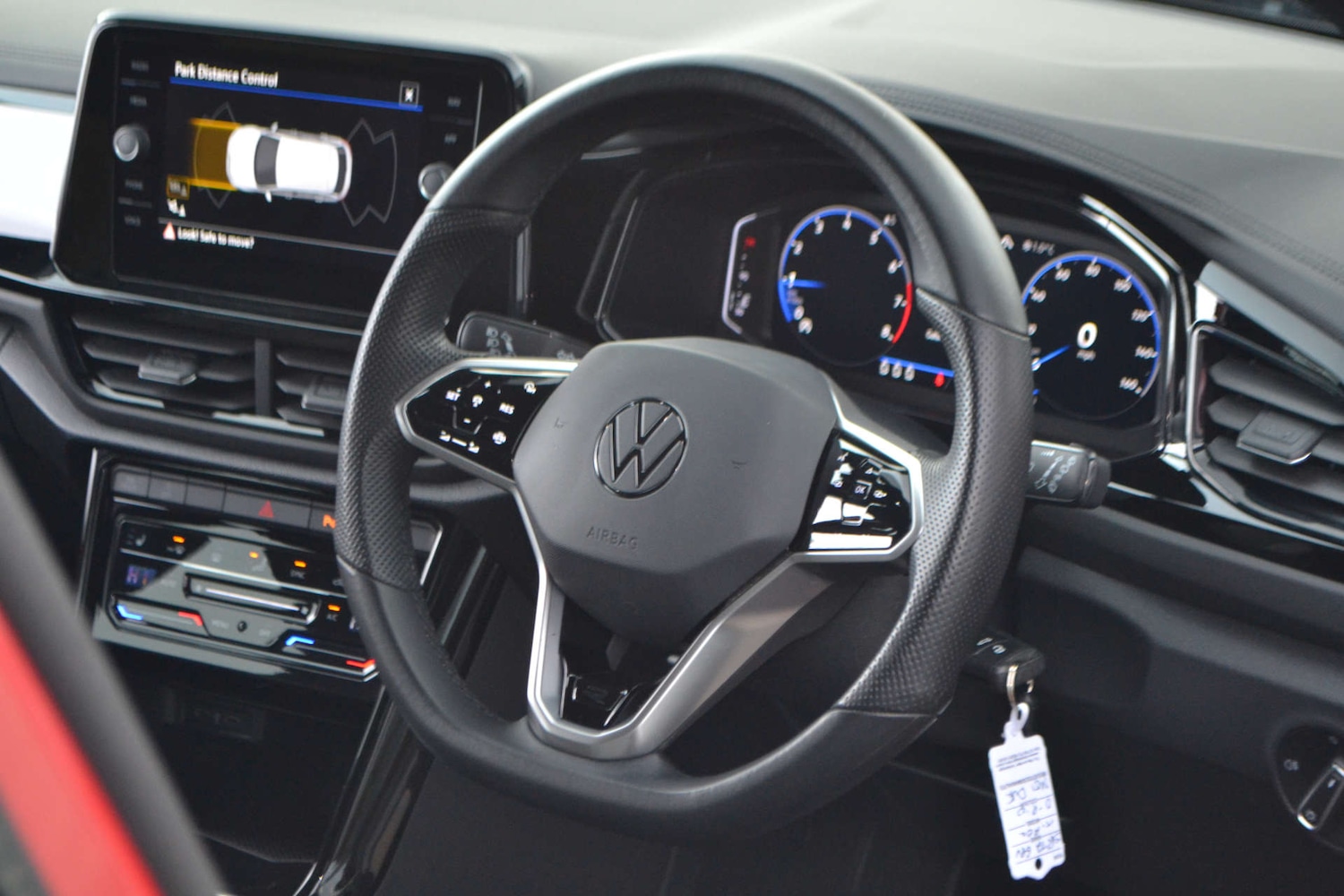 Used Volkswagen T-Roc 2022 for sale - 76618102: Photo 28