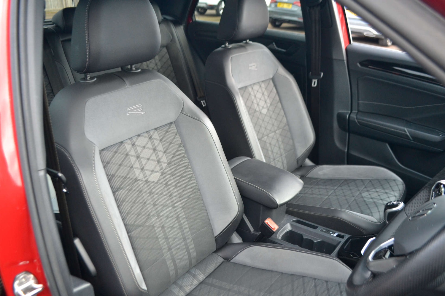 Used Volkswagen T-Roc 2022 for sale - 76618102: Photo 29