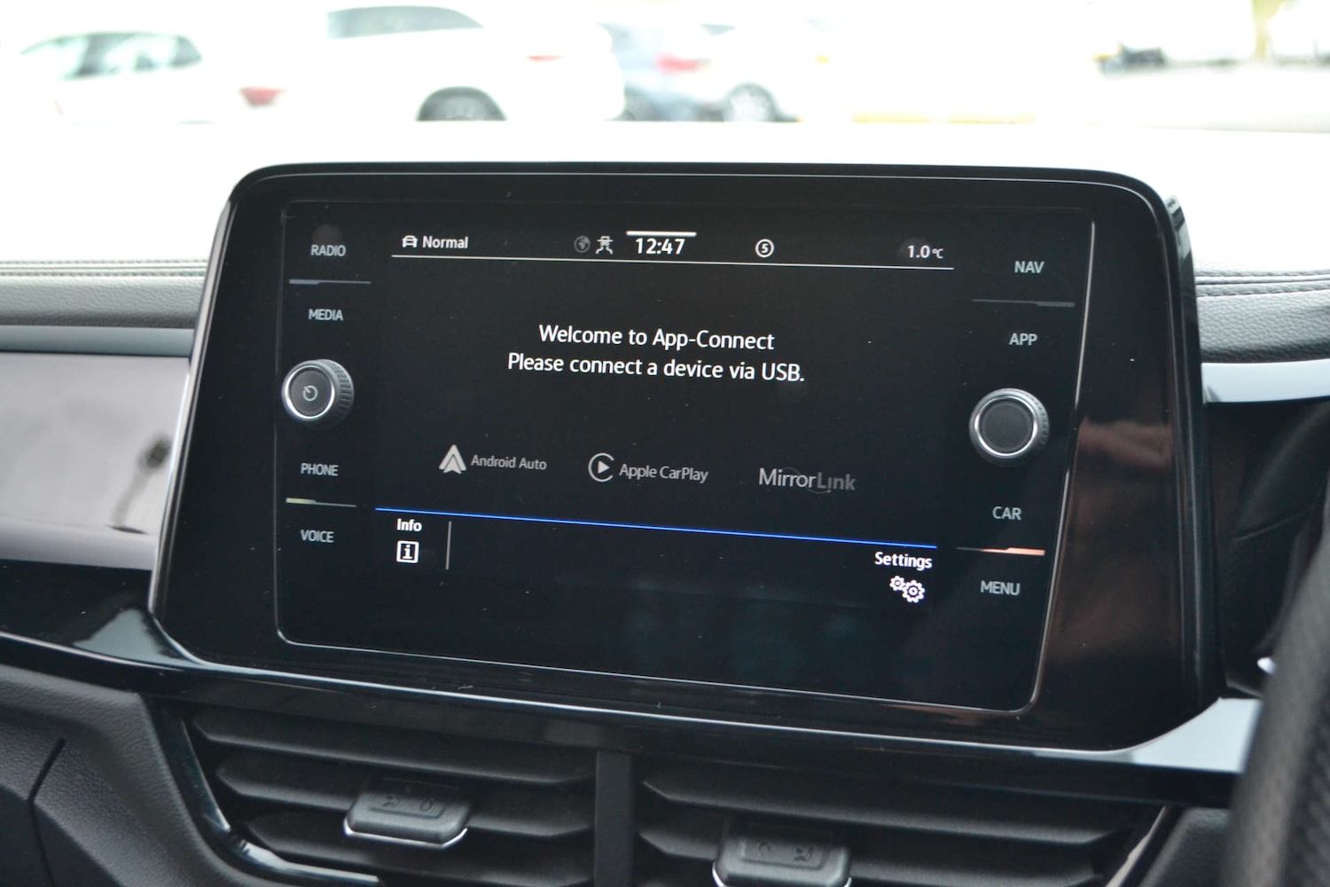 Used Volkswagen T-Roc 2022 for sale - 76618102: Photo 46