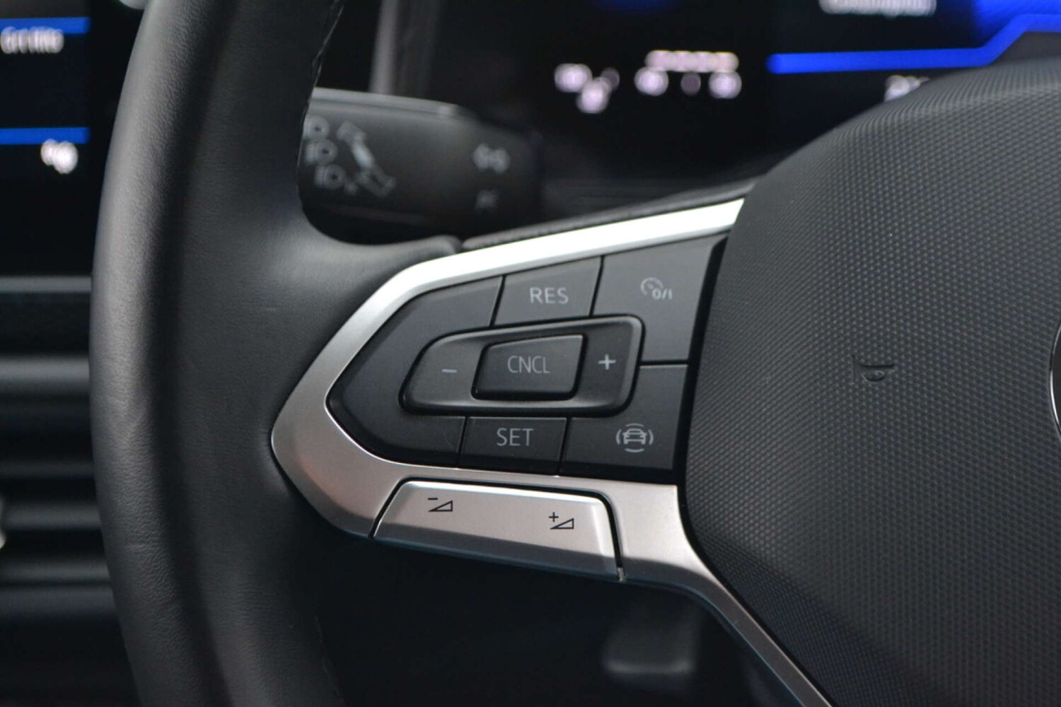 Used Volkswagen Polo 2023 for sale - 77717787: Photo 37