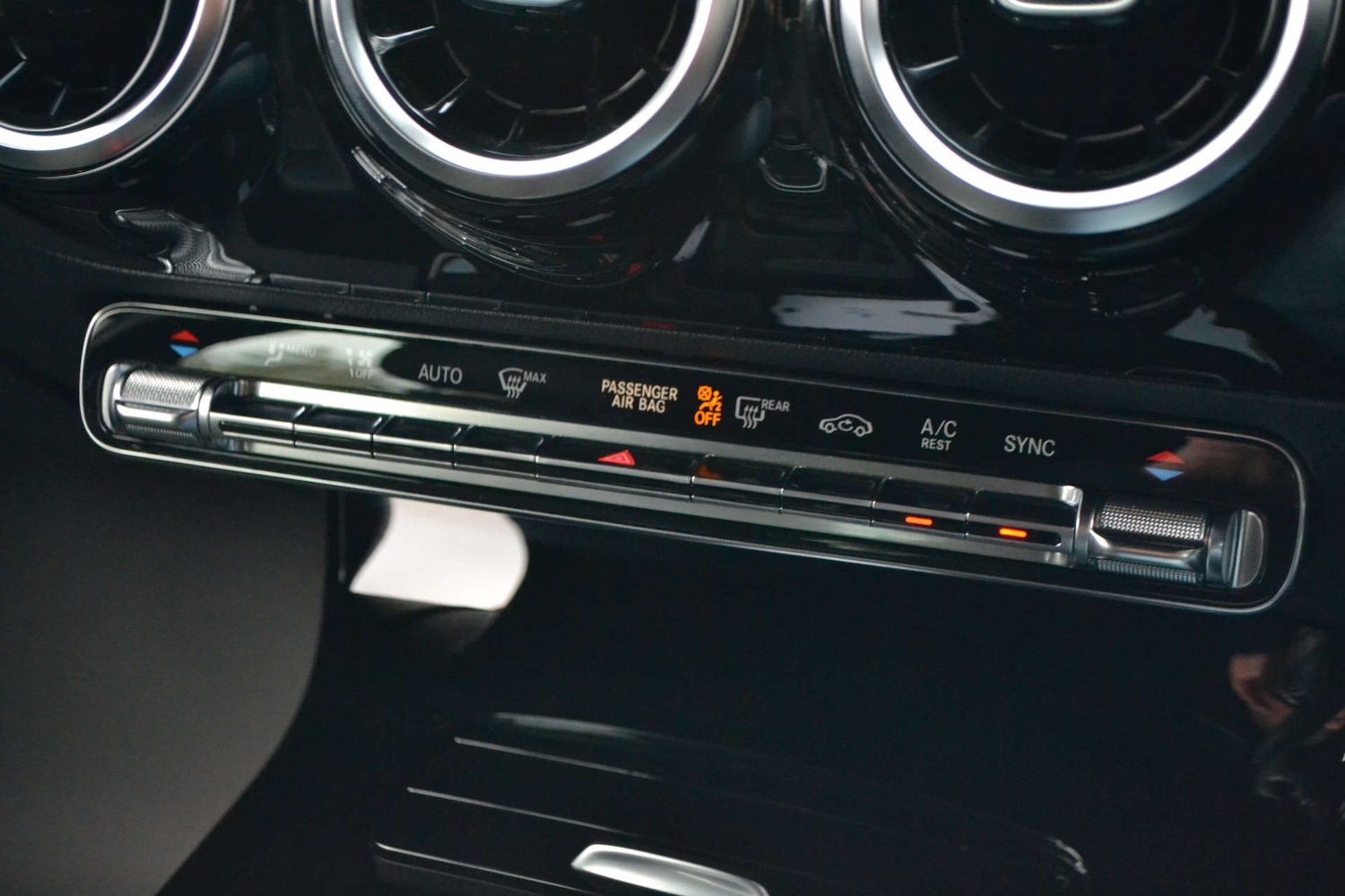 Used Mercedes-Benz A-Class 2020 for sale - 76629600: Photo 41