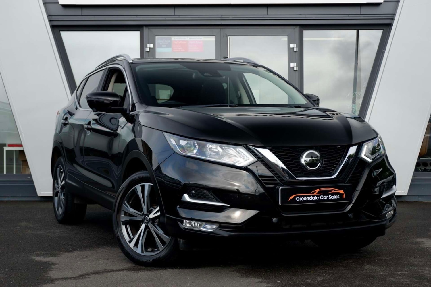 Used Nissan Qashqai 2018 for sale - 76618135: Photo 4
