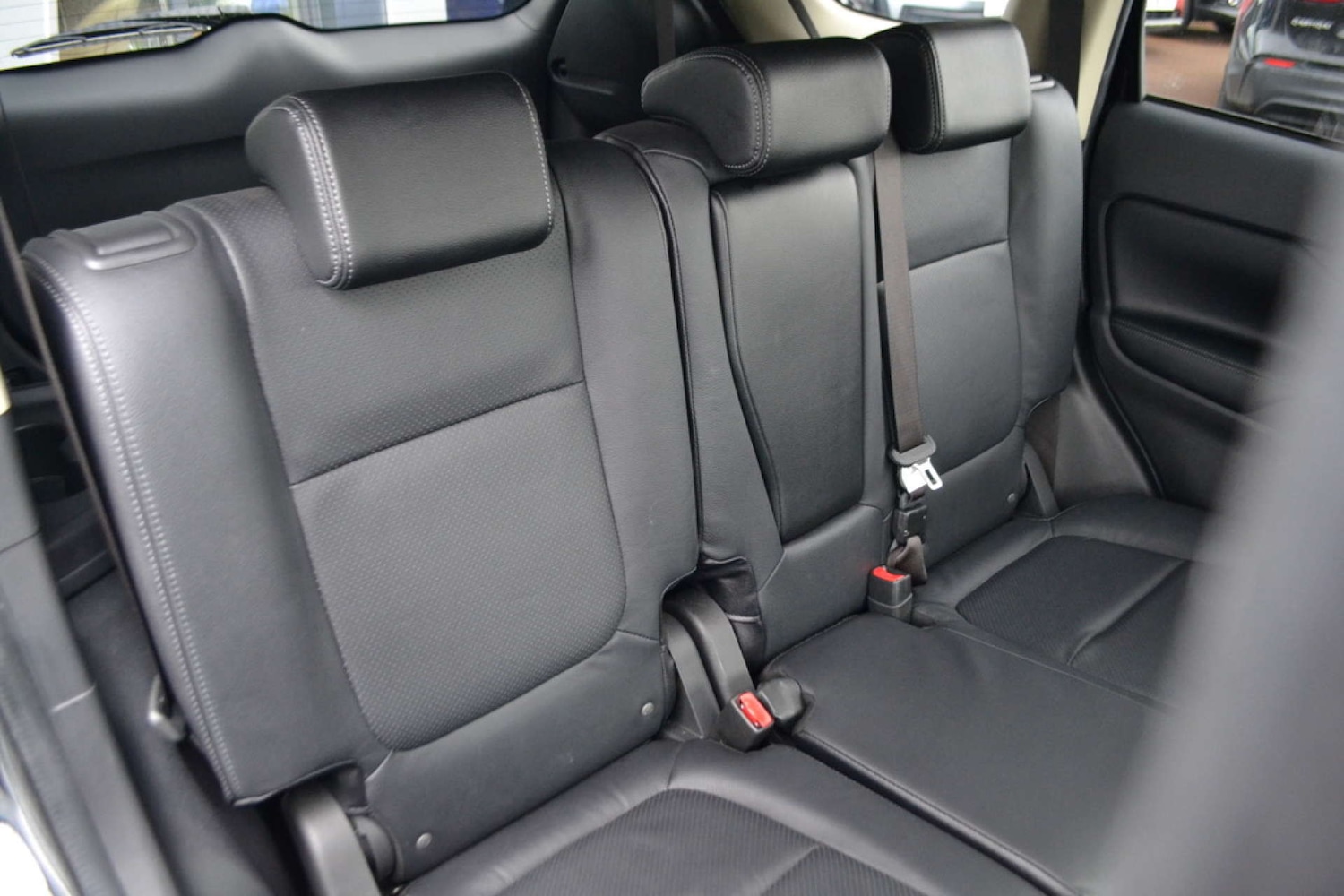 Used Mitsubishi Outlander 2018 for sale - 77035659: Photo 28
