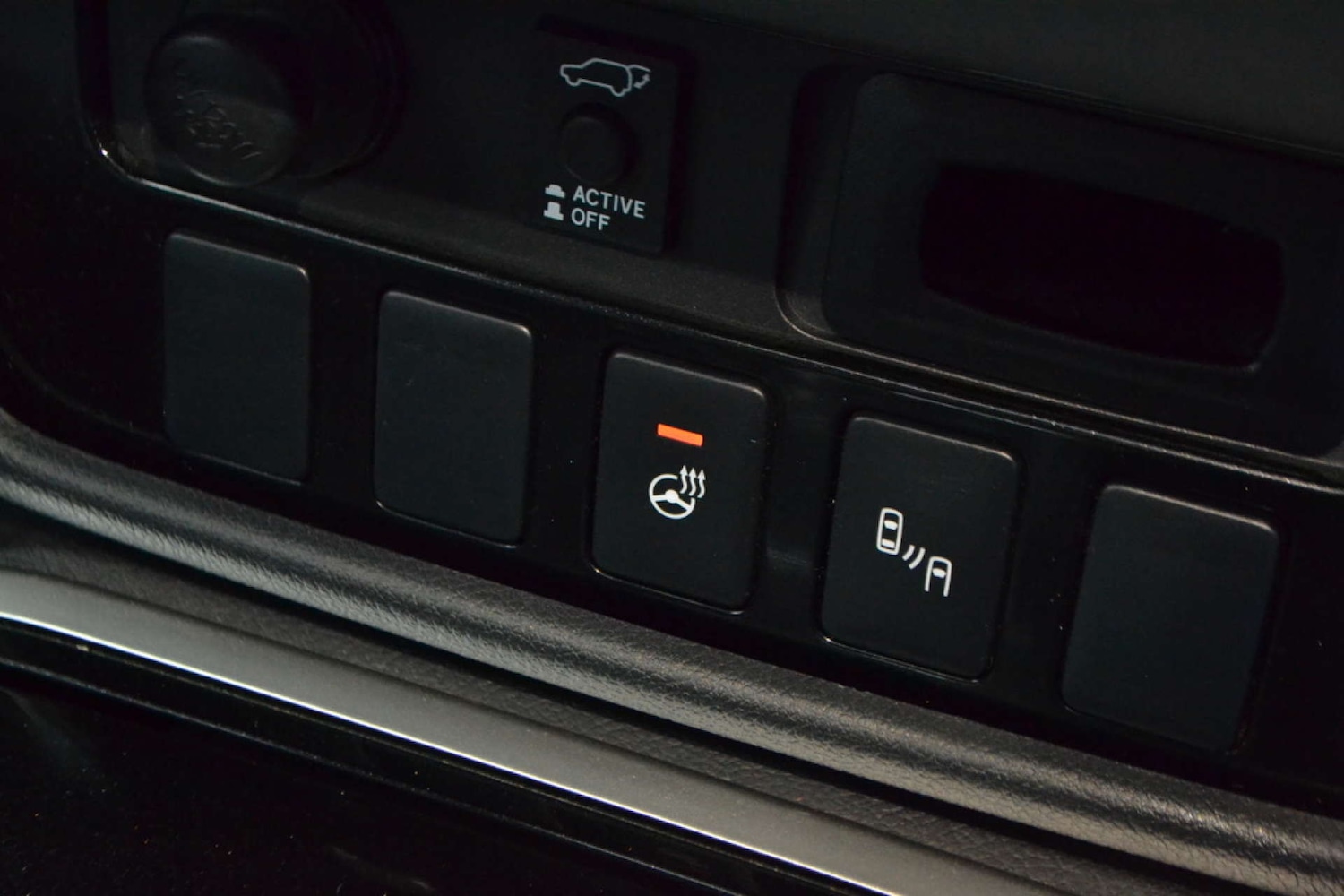 Used Mitsubishi Outlander 2018 for sale - 77035659: Photo 56