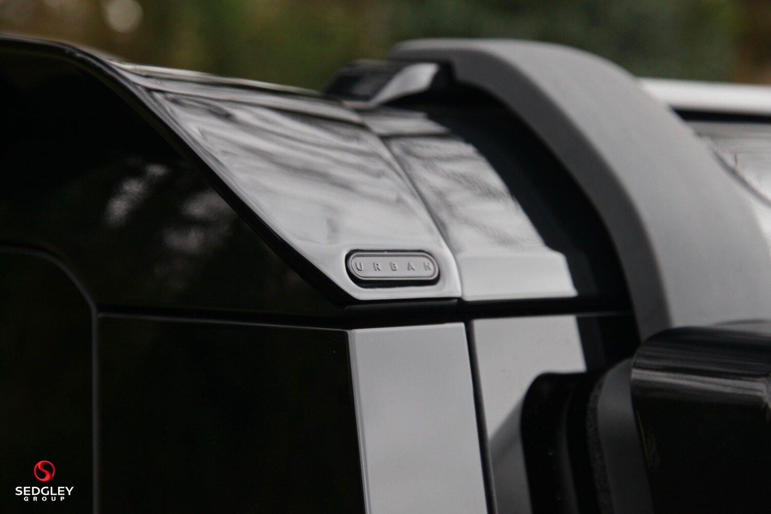 Used Land Rover Defender 110 for sale - 77344410: Photo 12