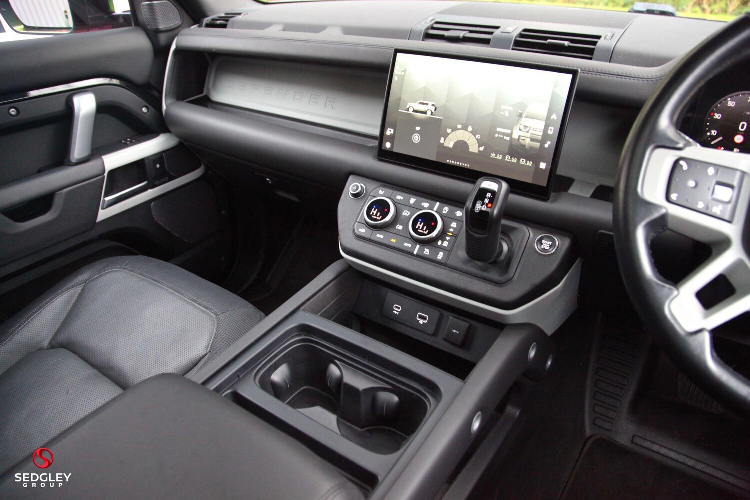 Used Land Rover Defender 110 for sale - 77344410: Photo 22