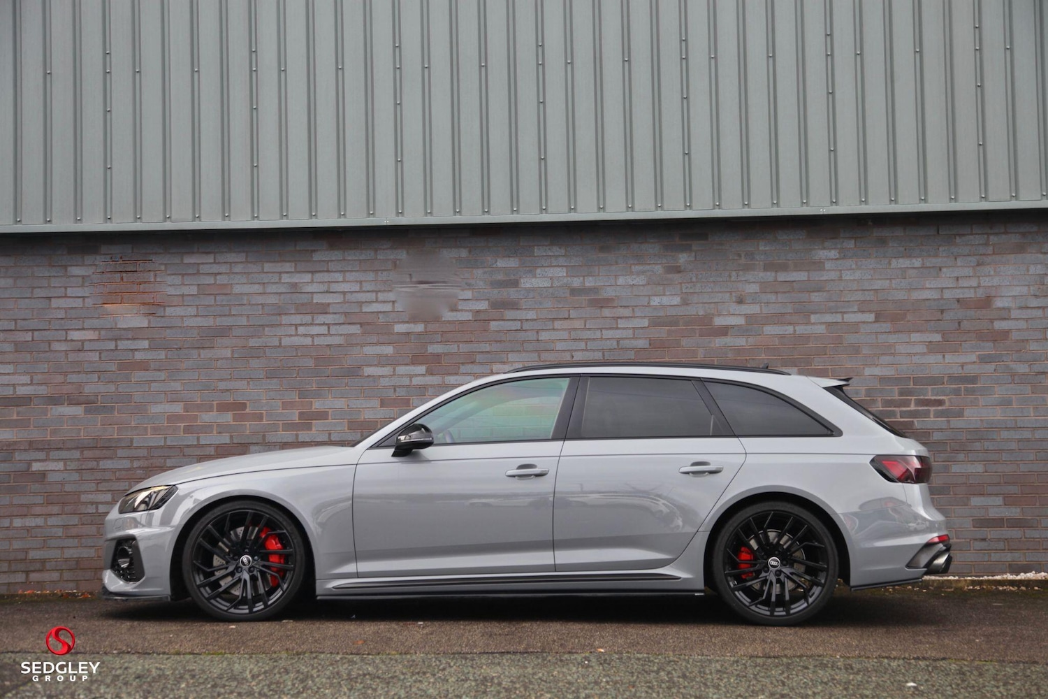 Used Audi RS4 2023 for sale - 77238131: Photo 2