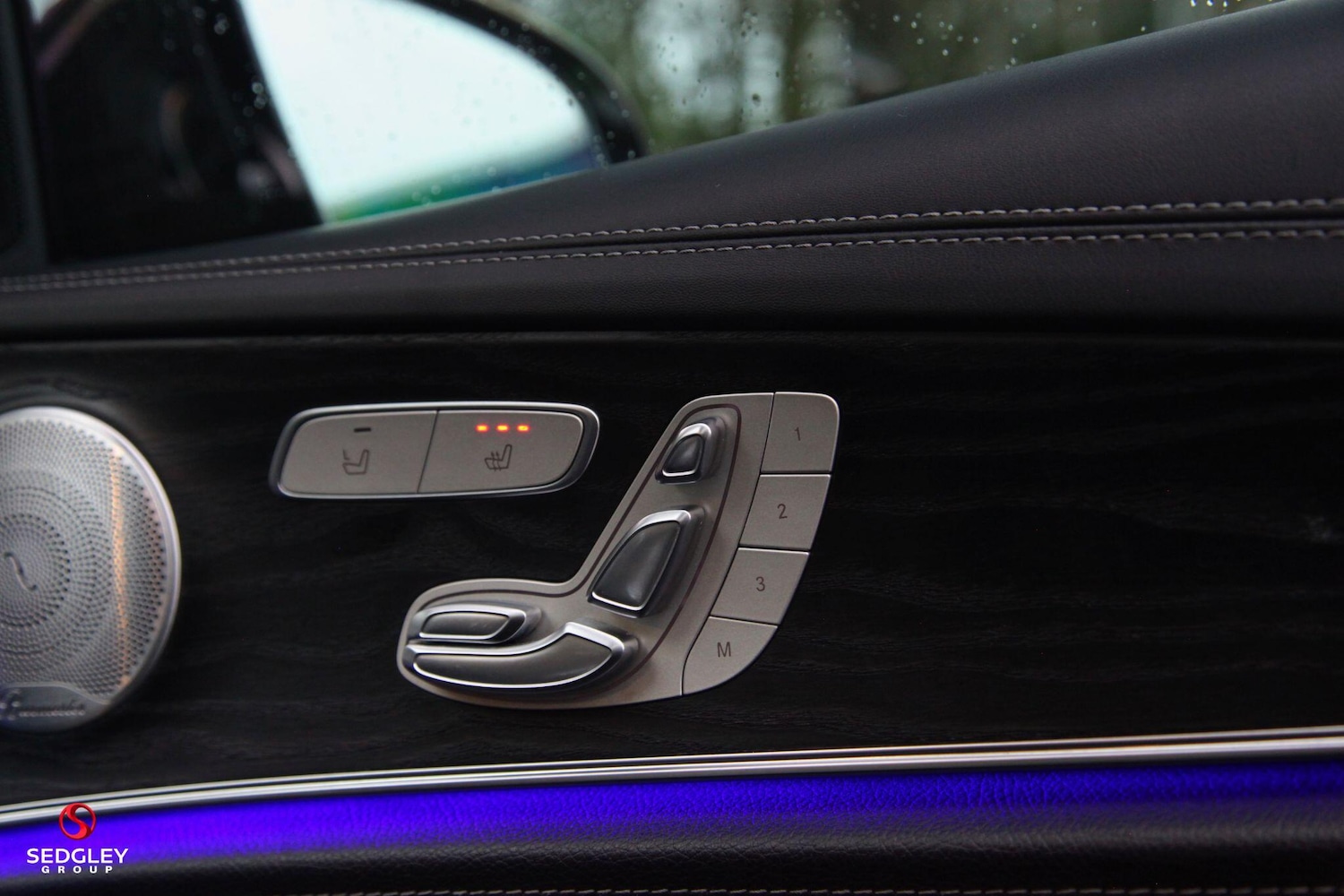 Used Mercedes-Benz E Class 2019 for sale - 76993535: Photo 32