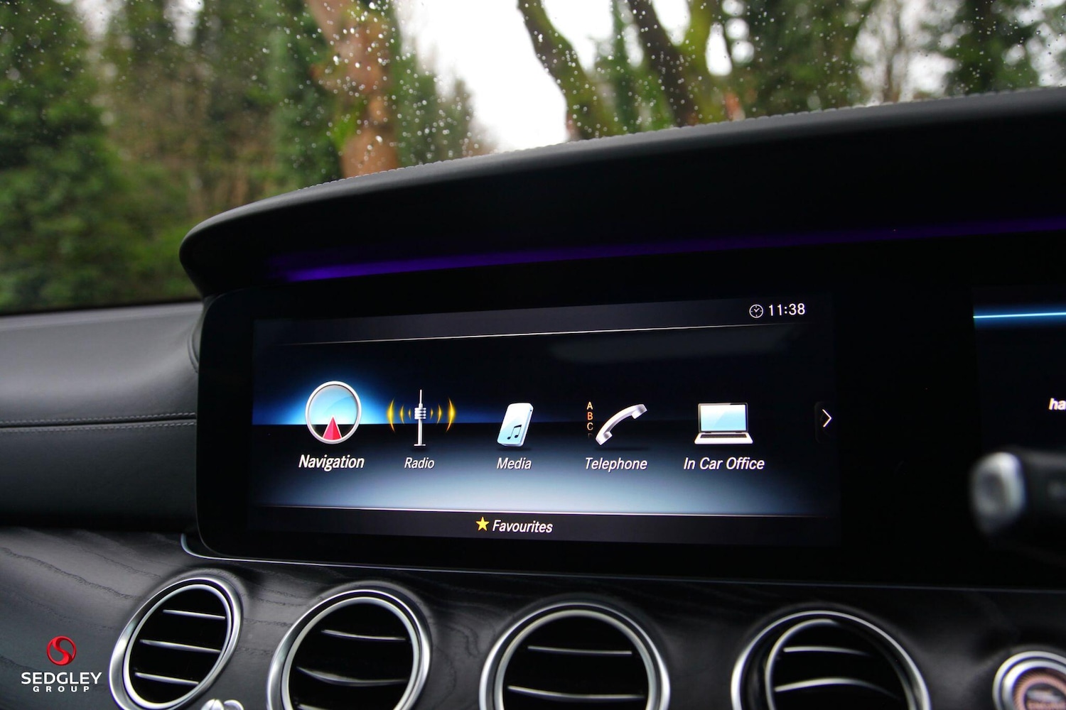 Used Mercedes-Benz E Class 2019 for sale - 76993535: Photo 34