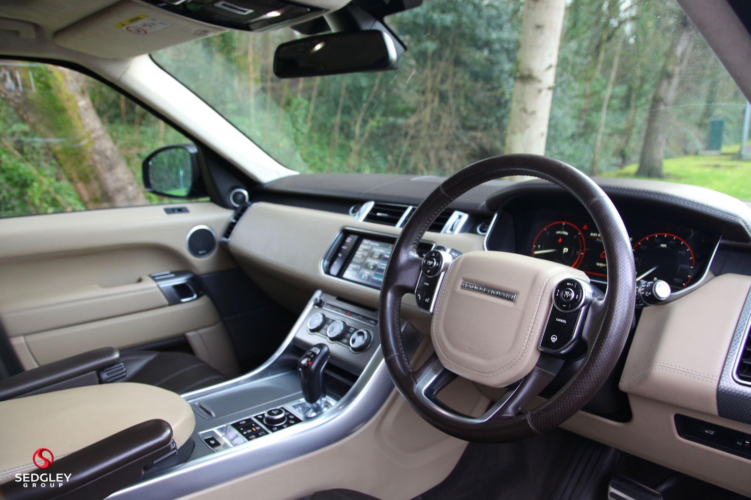 Used Land Rover Range Rover Sport 2015 for sale - 77783728: Photo 2