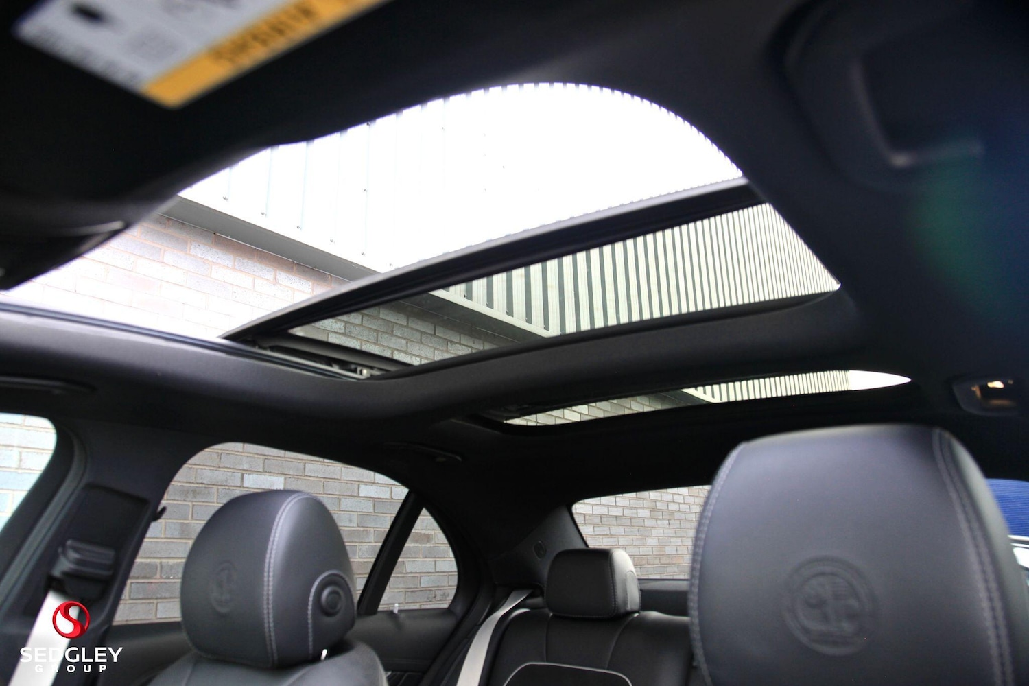 Used Mercedes-Benz E Class for sale - 77839276: Photo 19