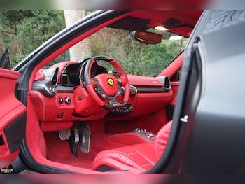 Used Ferrari 458 2015 for sale - 77174418: Photo