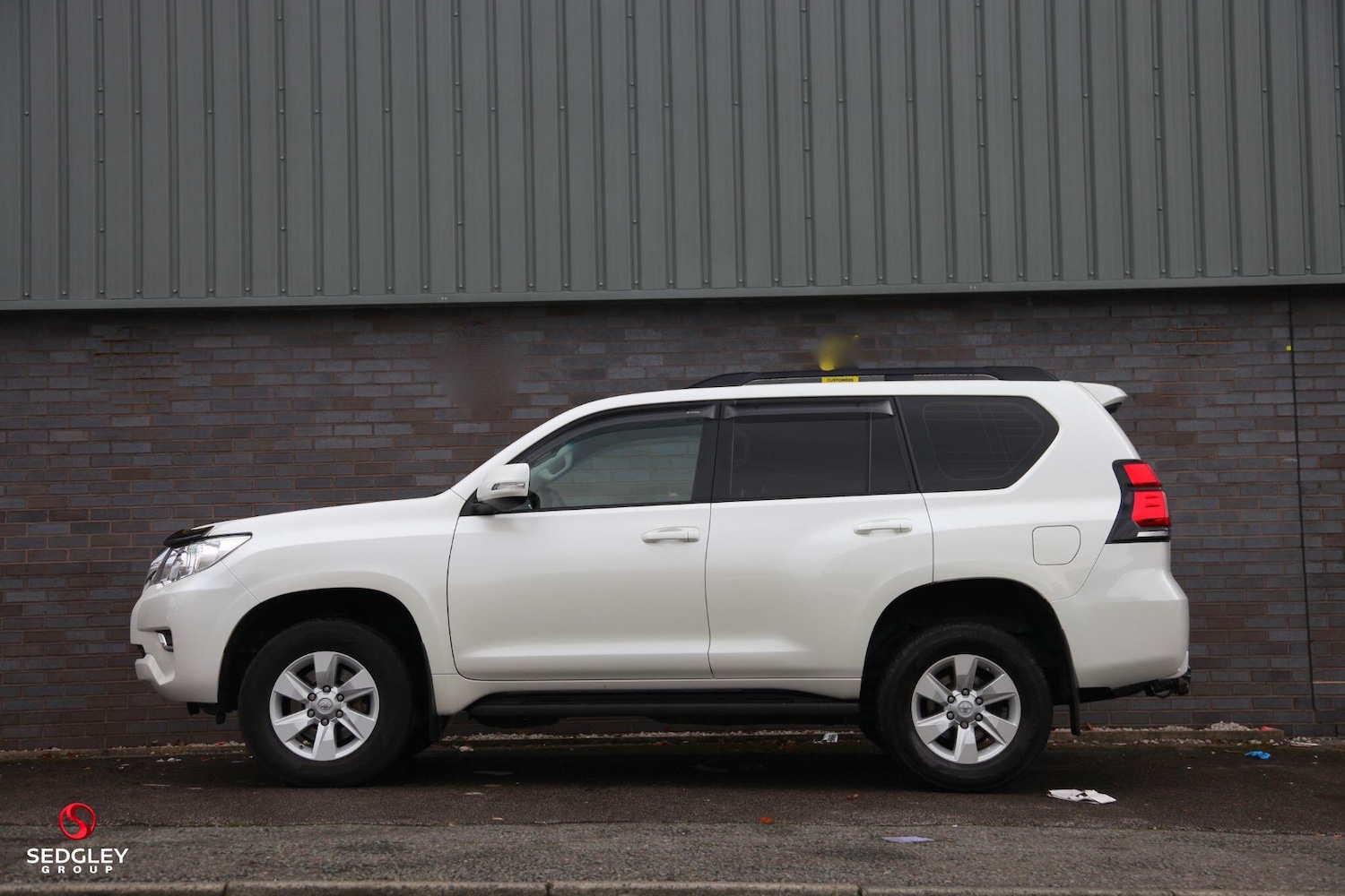 Used Toyota Land Cruiser 2022 for sale - 77510035: Photo 2