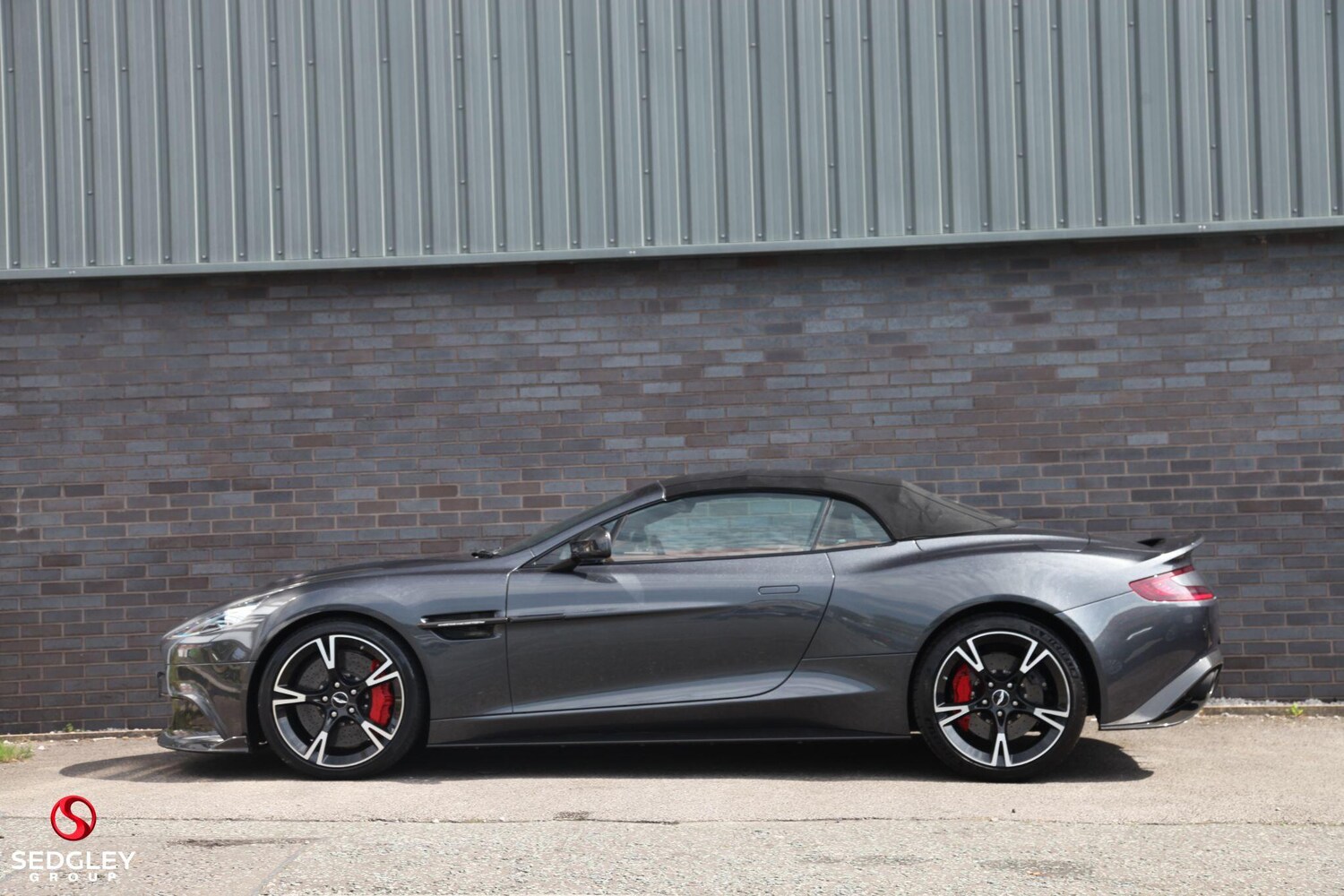 Used Aston Martin Vanquish for sale - 77958406: Photo 10
