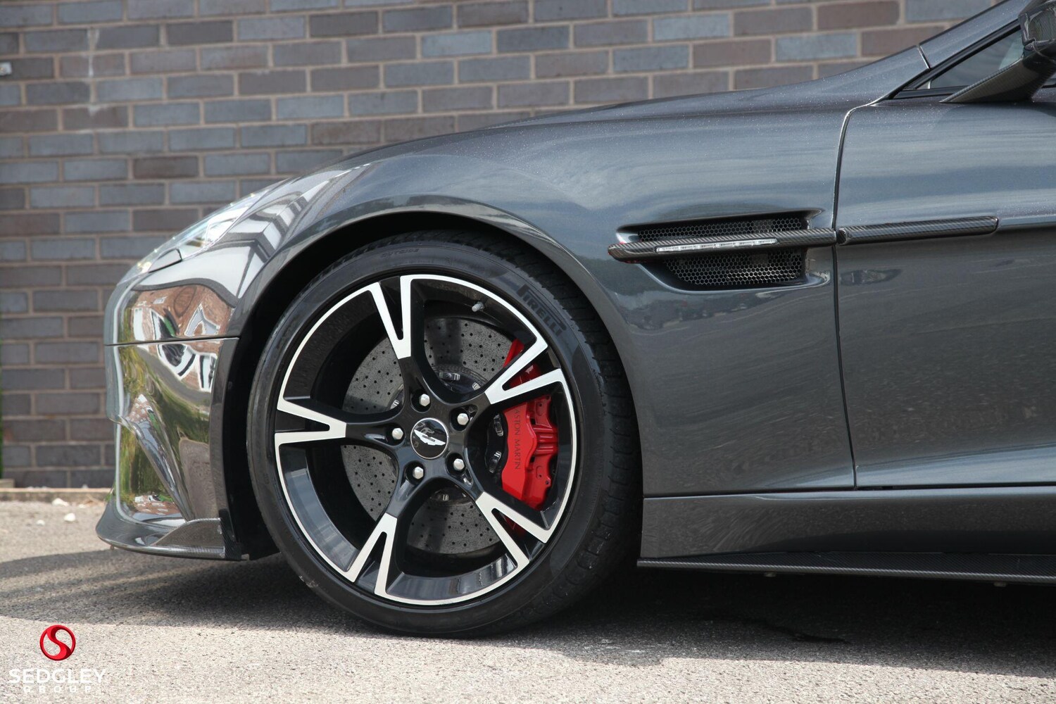 Used Aston Martin Vanquish for sale - 77958406: Photo 16