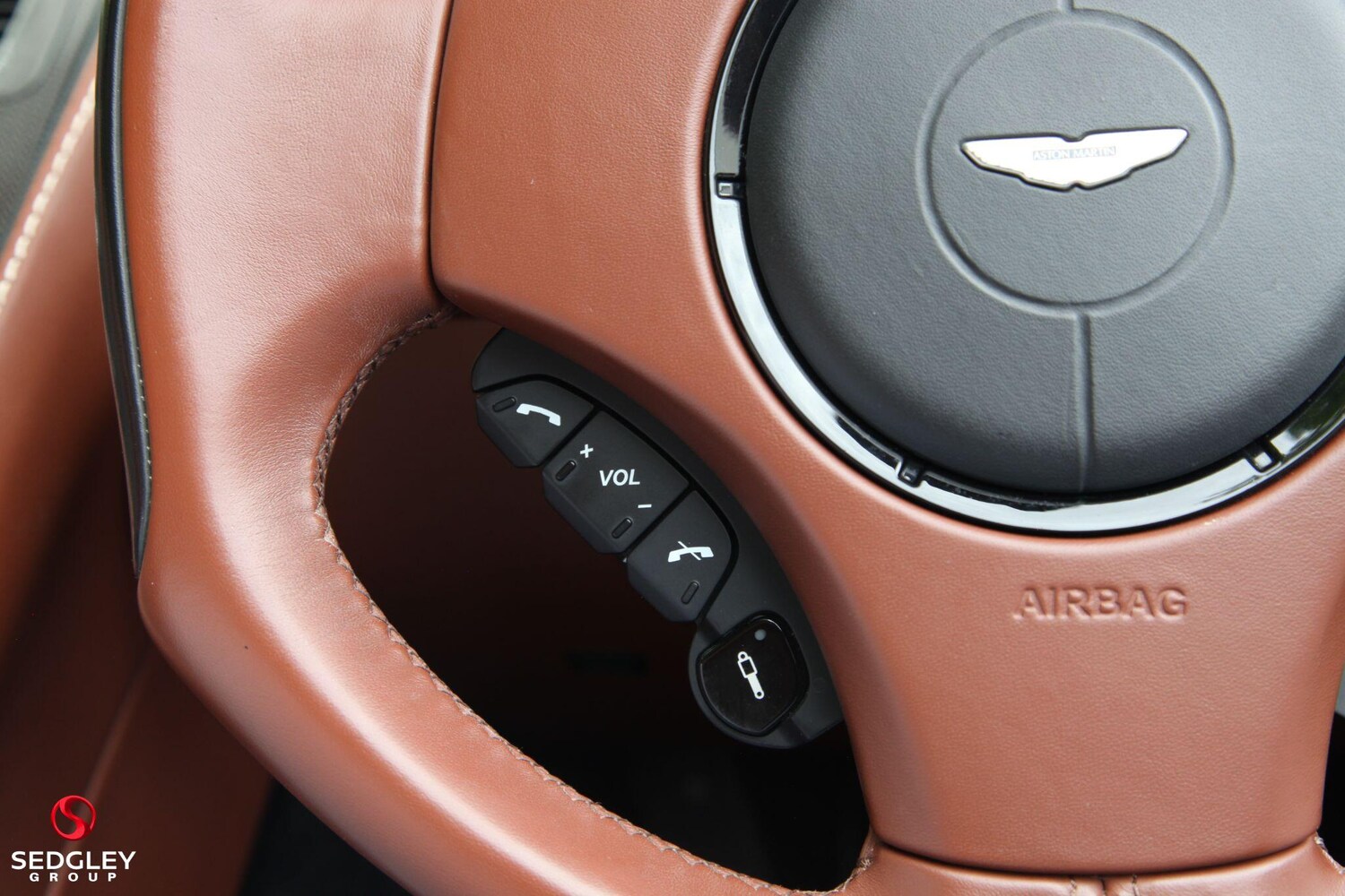 Used Aston Martin Vanquish for sale - 77958406: Photo 36