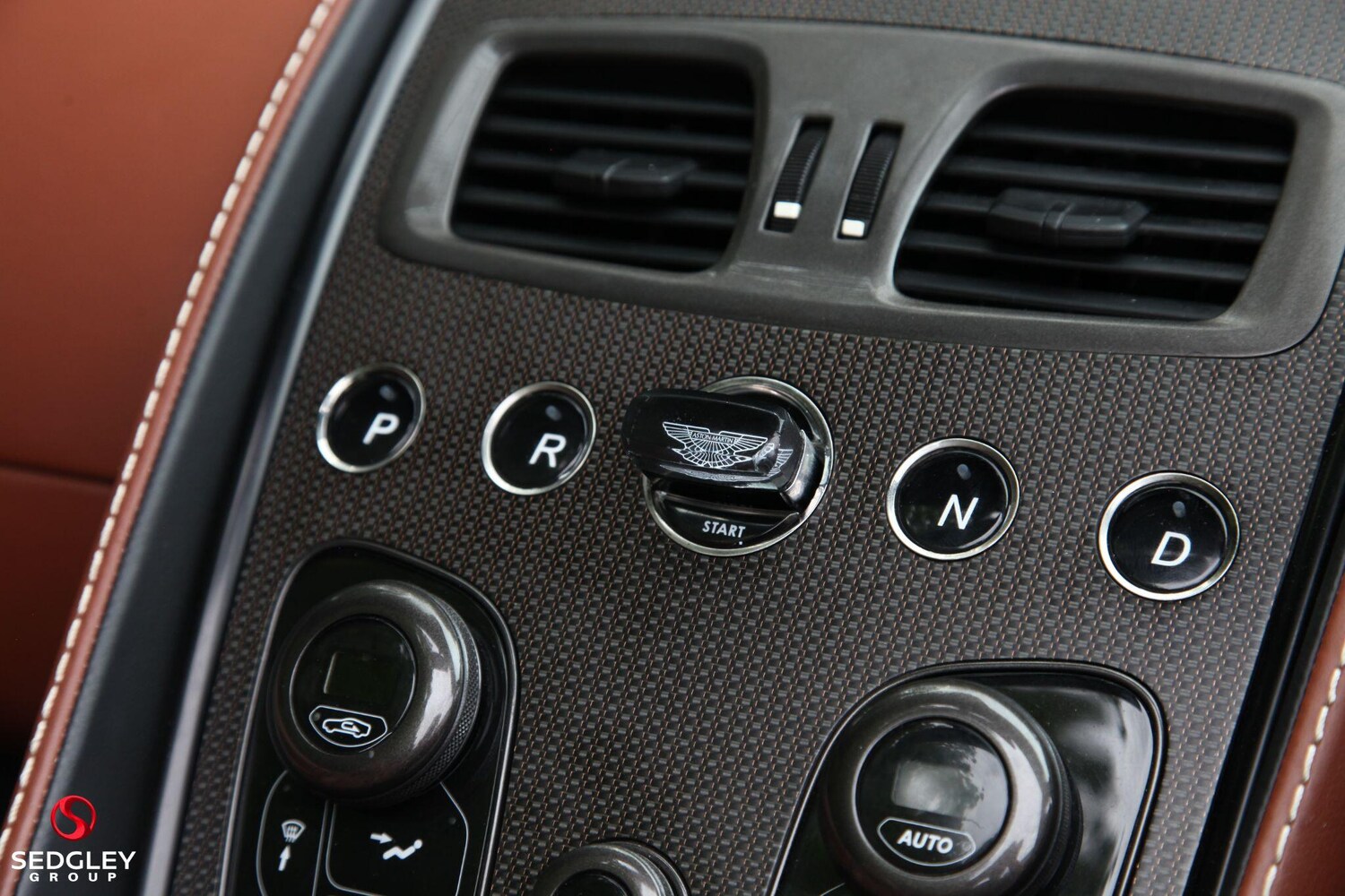 Used Aston Martin Vanquish for sale - 77958406: Photo 50