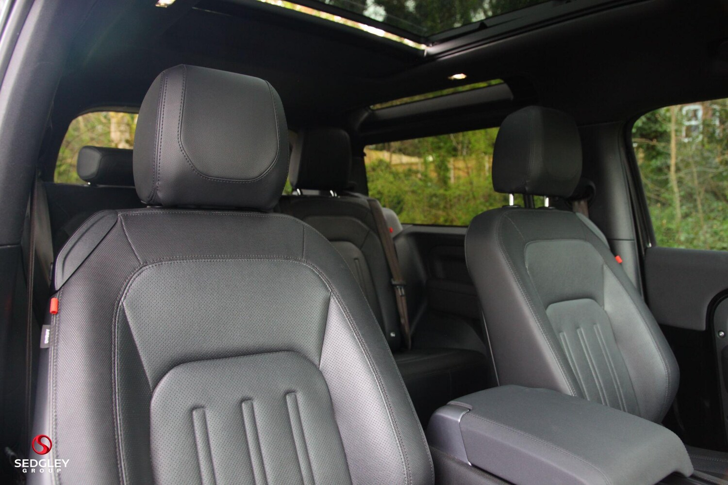 Used Land Rover Defender 90 for sale - 78047055: Photo 25