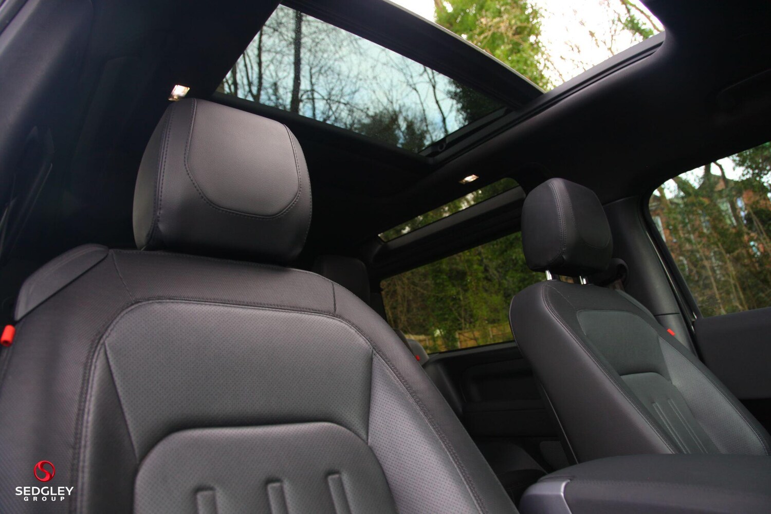 Used Land Rover Defender 90 for sale - 78047055: Photo 26