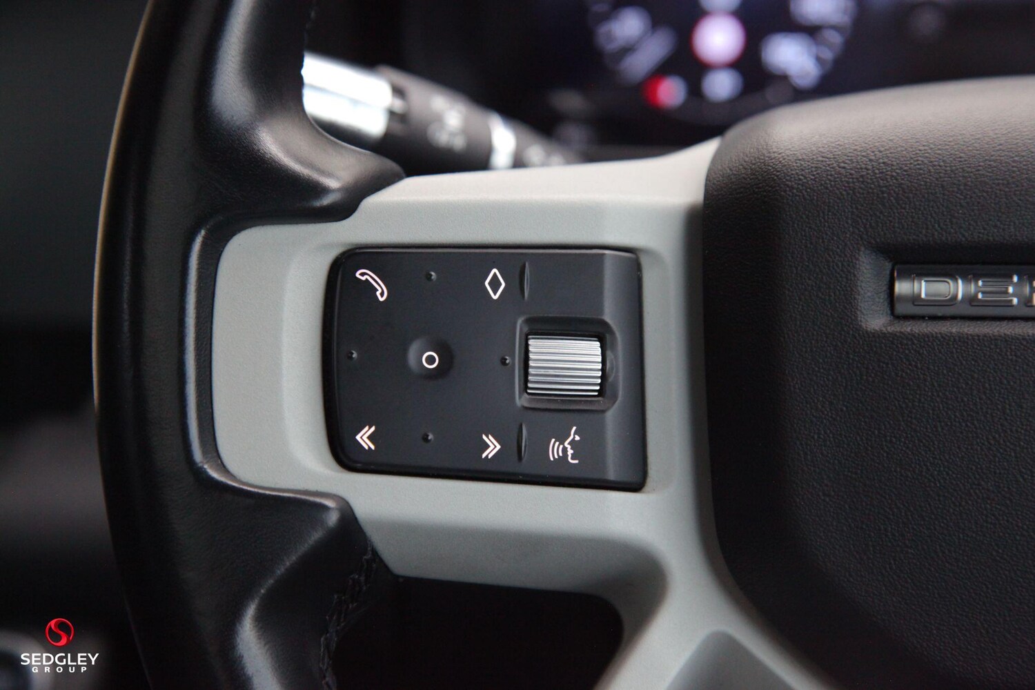 Used Land Rover Defender 90 for sale - 78047055: Photo 29