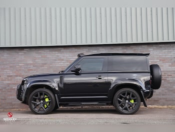 Used Land Rover Defender 90 2021 for sale - 78047055: Photo