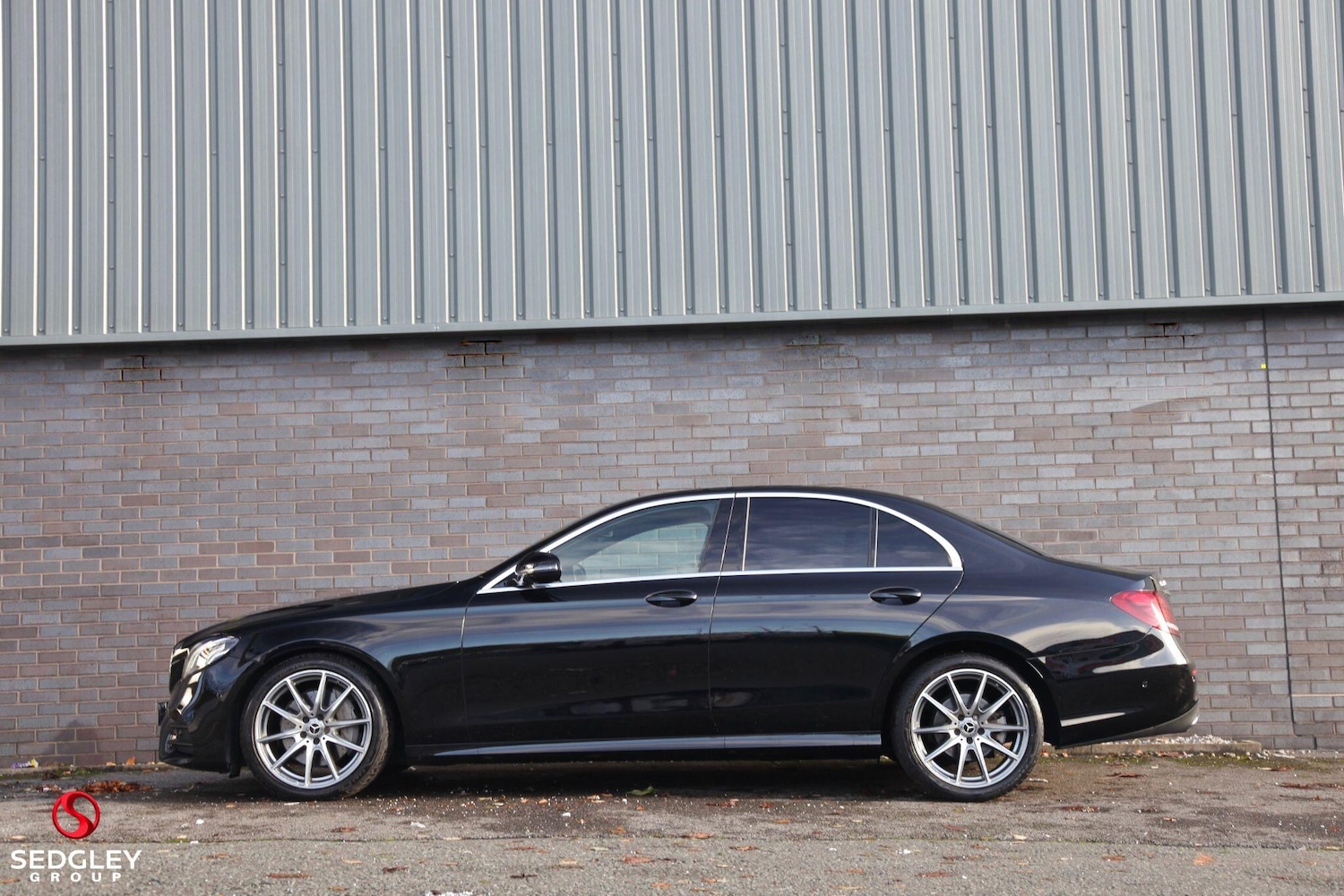 Used Mercedes-Benz E Class 2019 for sale - 76619692: Photo 2