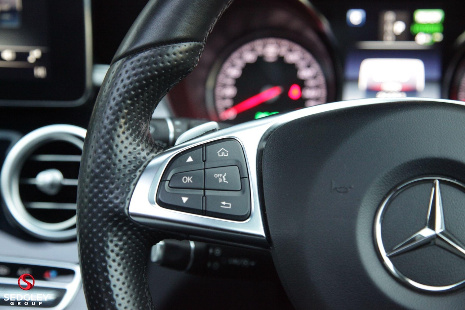 Used Mercedes-Benz C Class 2017 for sale - 76658840: Photo 27