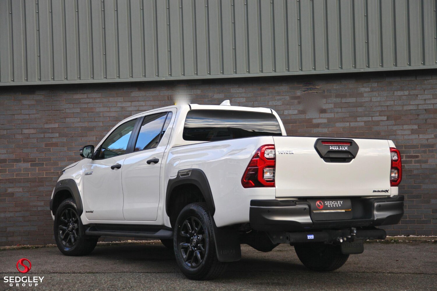 Used Toyota Hilux 2024 for sale - 76349911: Photo 12