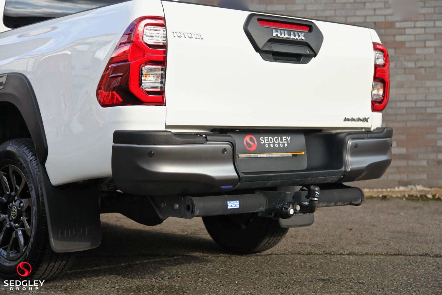 Used Toyota Hilux 2024 for sale - 76349911: Photo 13