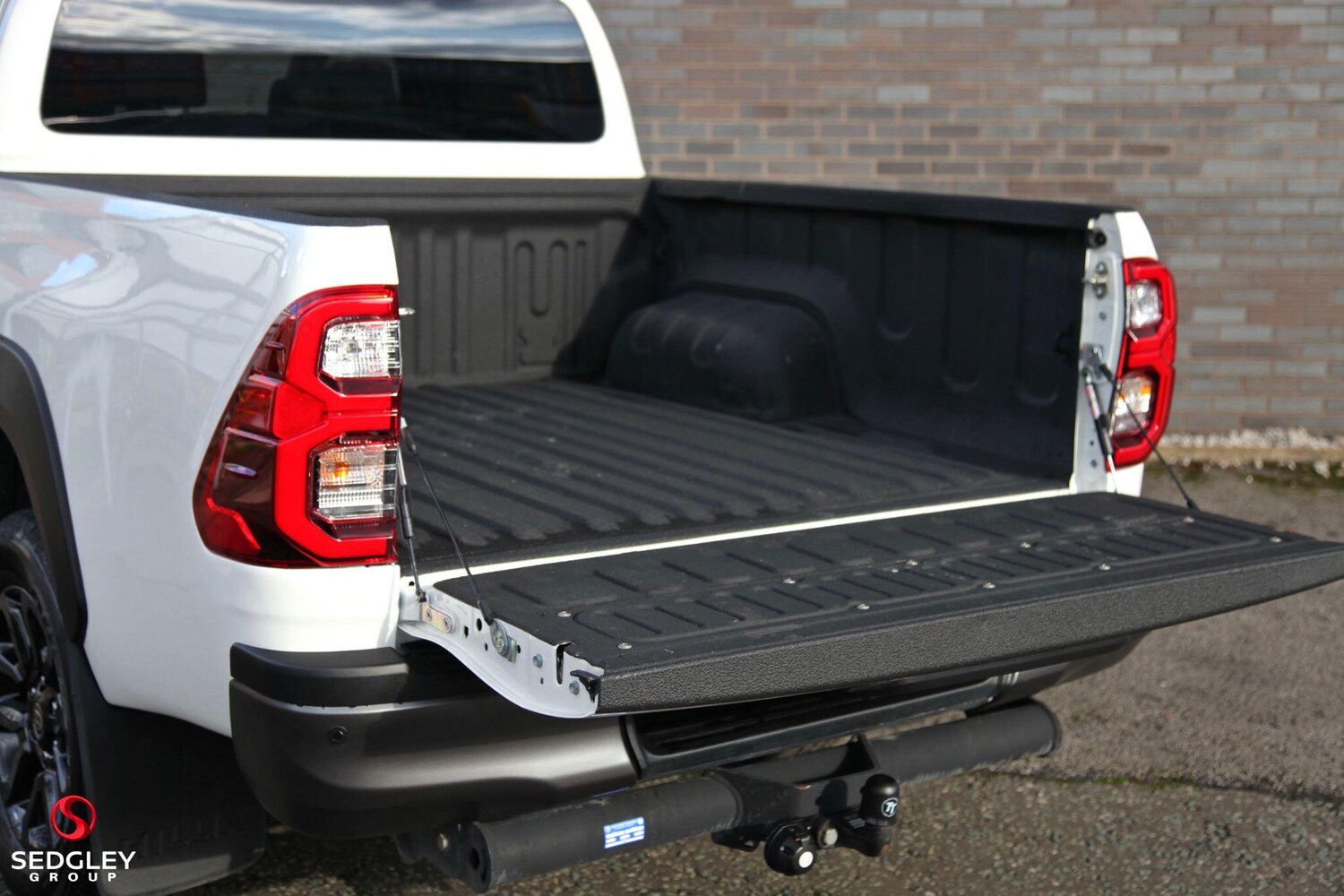 Used Toyota Hilux 2024 for sale - 76349911: Photo 15