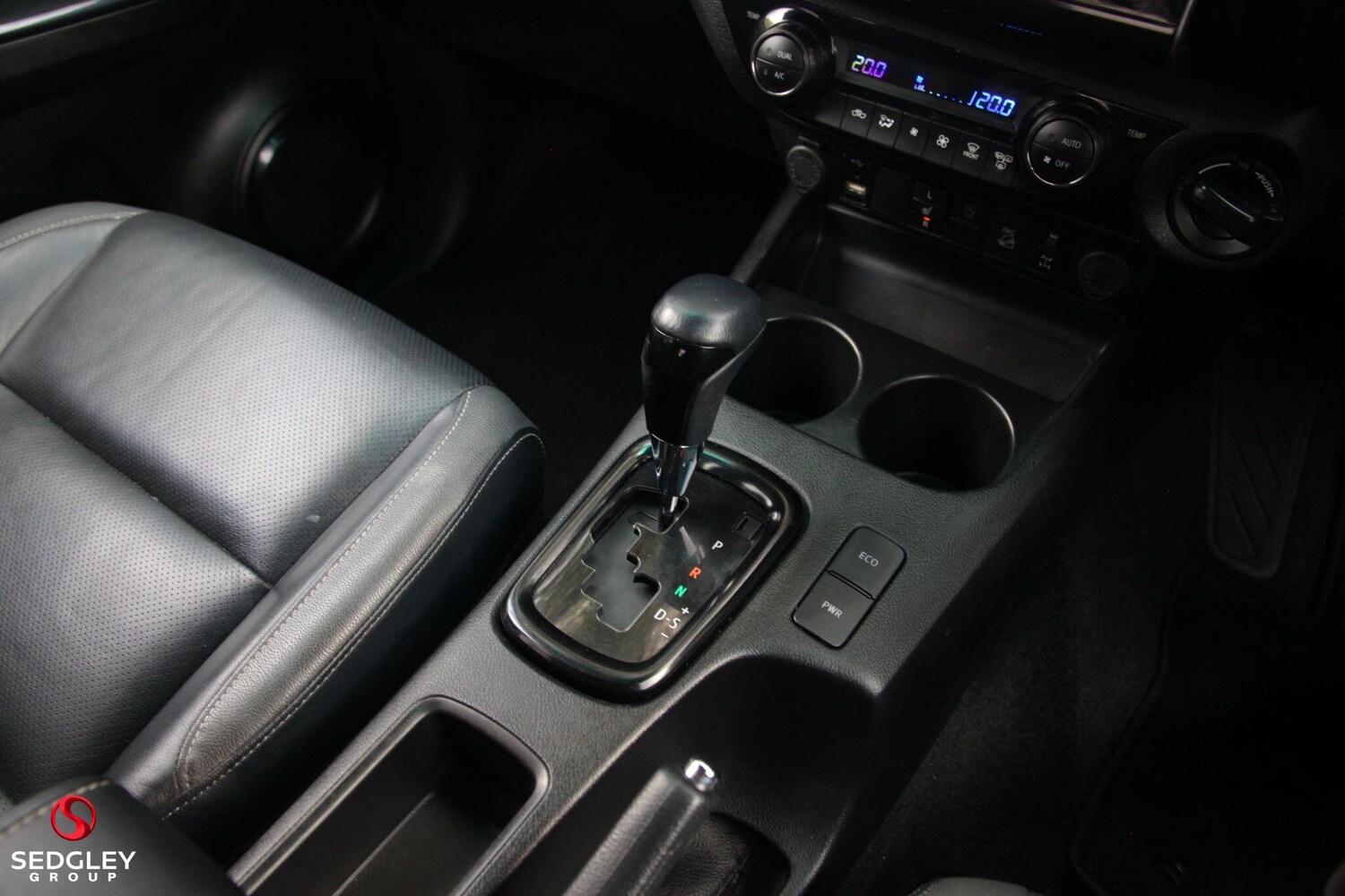 Used Toyota Hilux 2024 for sale - 76349911: Photo 26