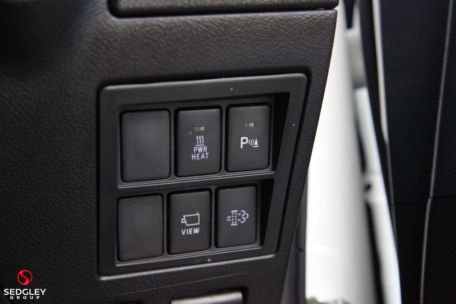 Used Toyota Hilux 2024 for sale - 76349911: Photo 31