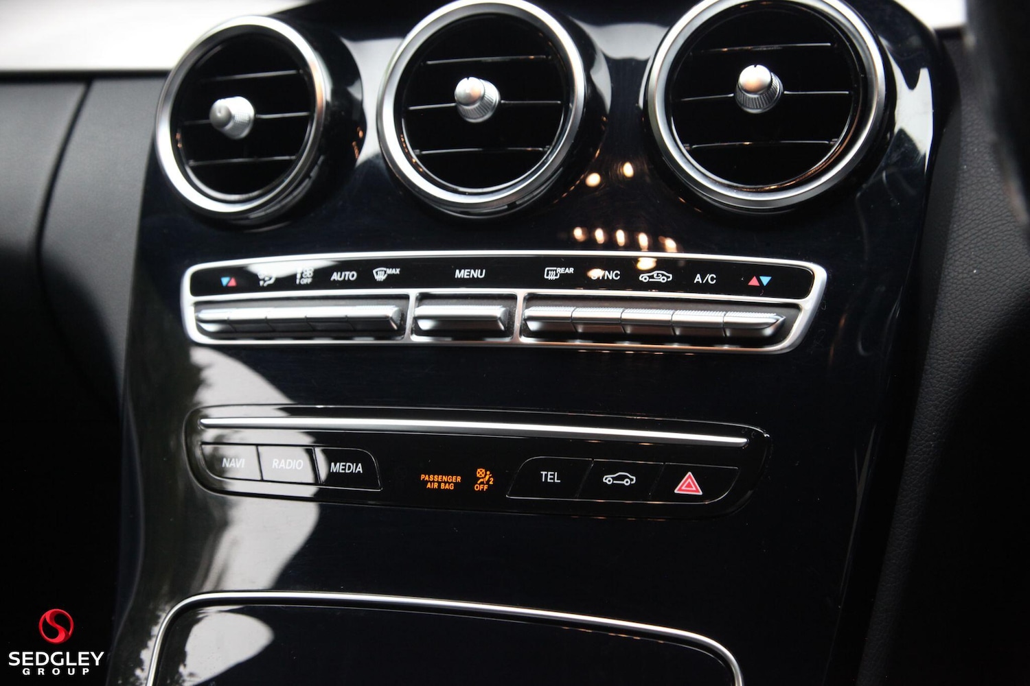 Used Mercedes-Benz C Class 2019 for sale - 76190060: Photo 24