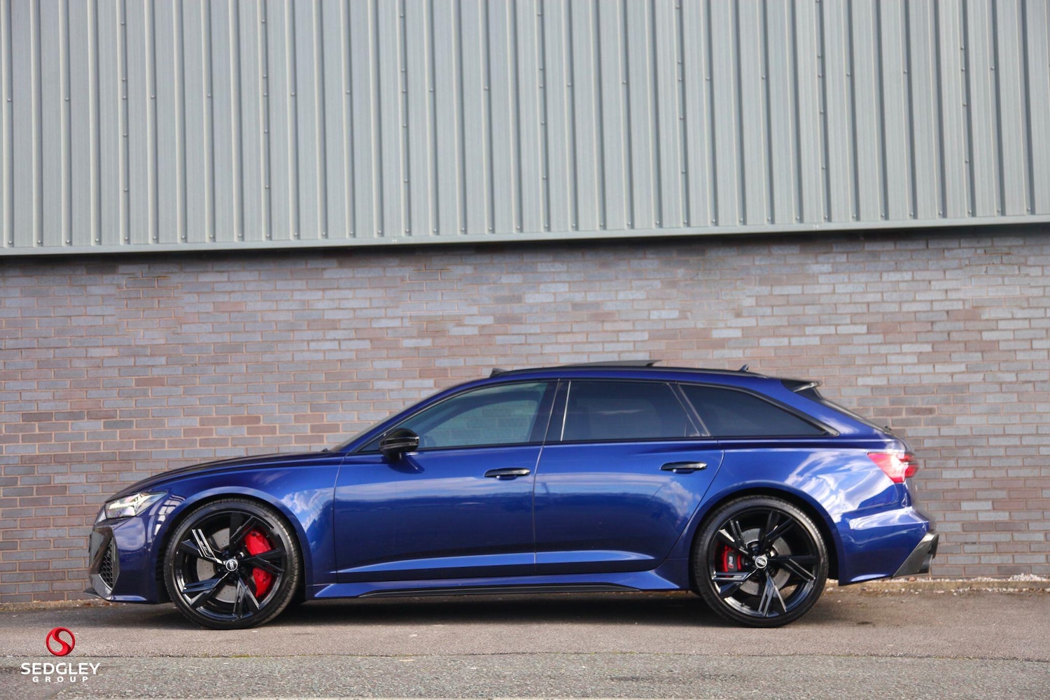 Used Audi RS6 2021 for sale - 77839631: Photo 2