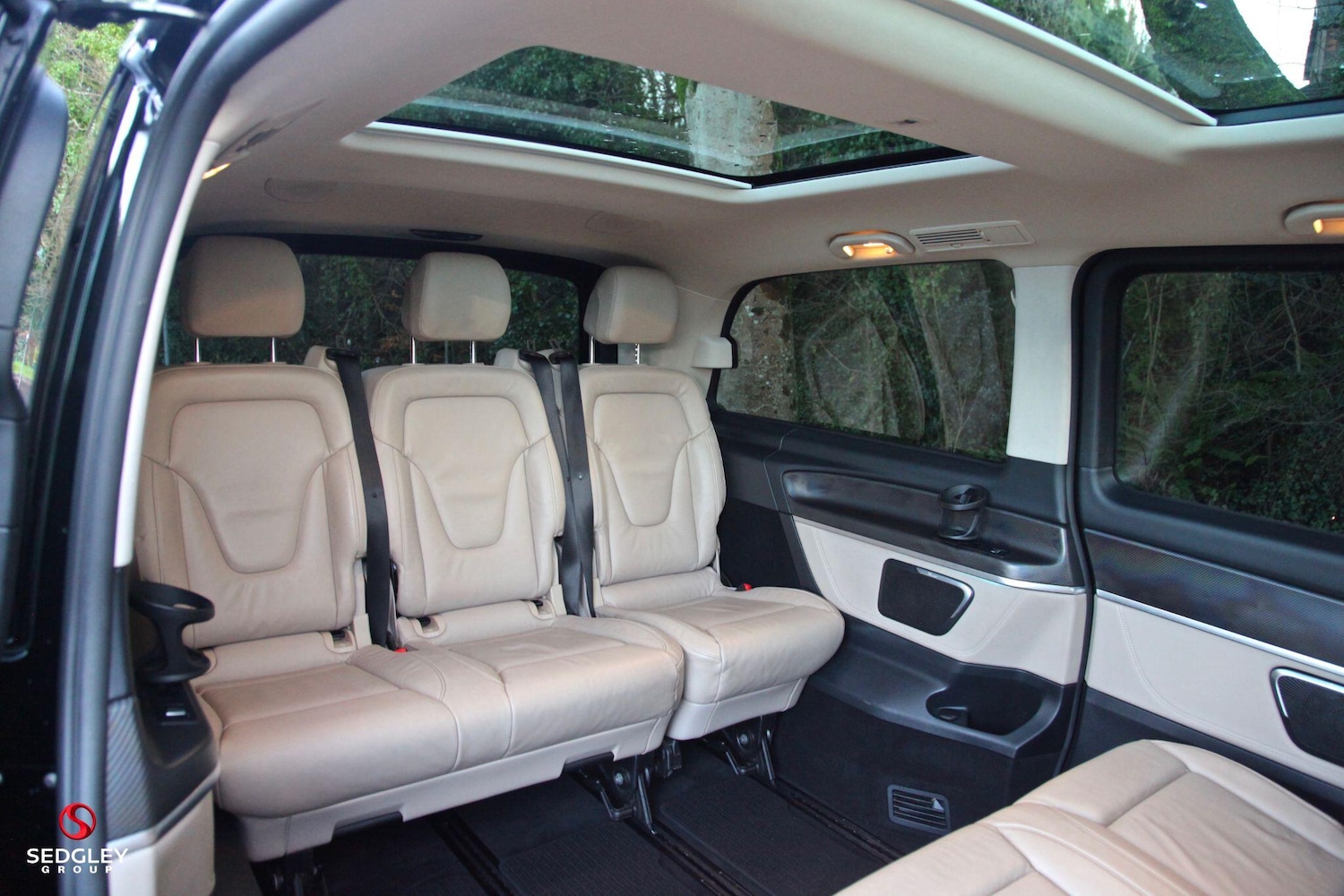 Used Mercedes-Benz V-Class 2020 for sale - 76965316: Photo 21