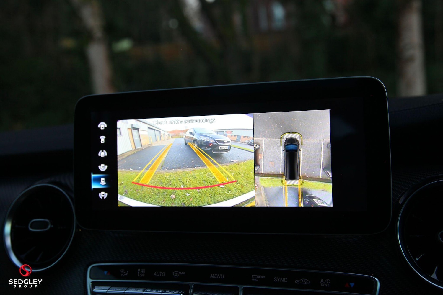 Used Mercedes-Benz V-Class 2020 for sale - 76965316: Photo 35