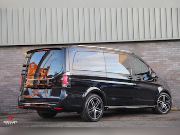 Used Mercedes-Benz V-Class 2020 for sale - 76965316: Photo