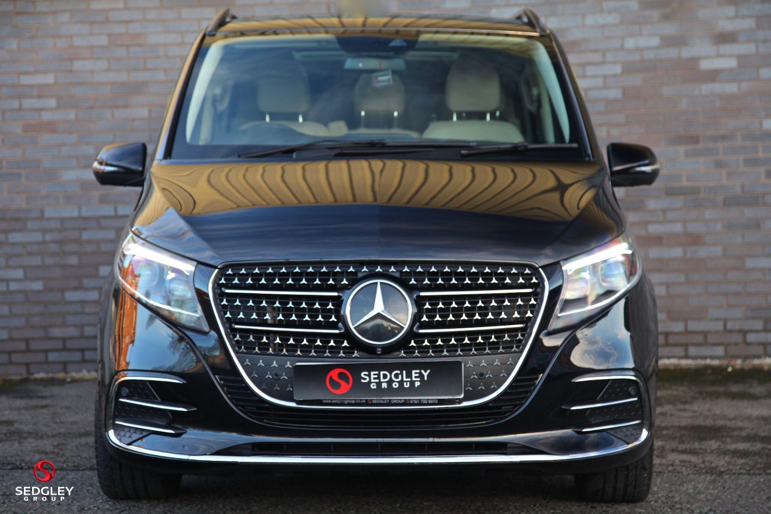 Used Mercedes-Benz V-Class 2020 for sale - 76965316: Photo 4