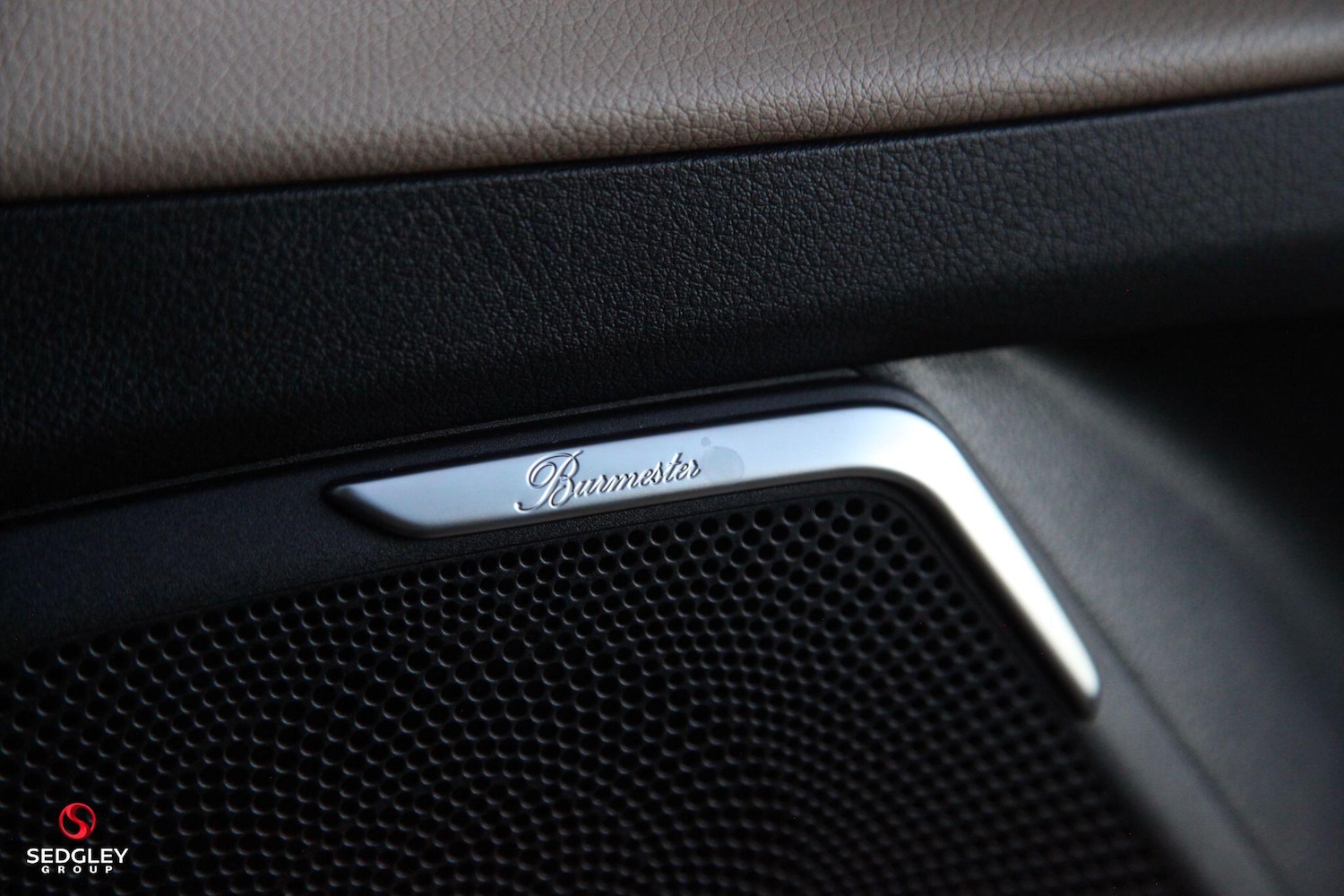 Used Mercedes-Benz V-Class 2020 for sale - 76965316: Photo 44