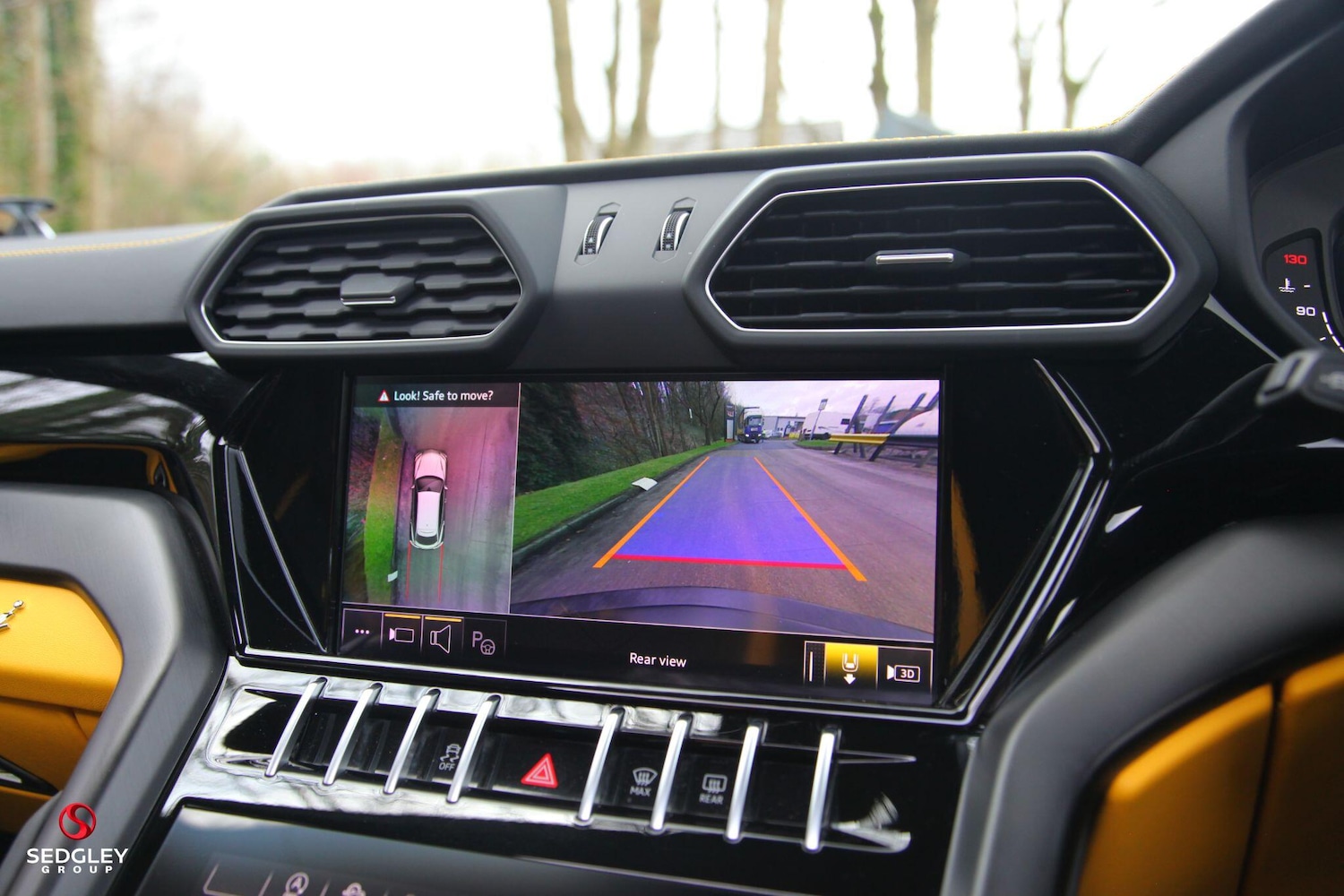 Used Lamborghini Urus 2023 for sale - 77376596: Photo 47